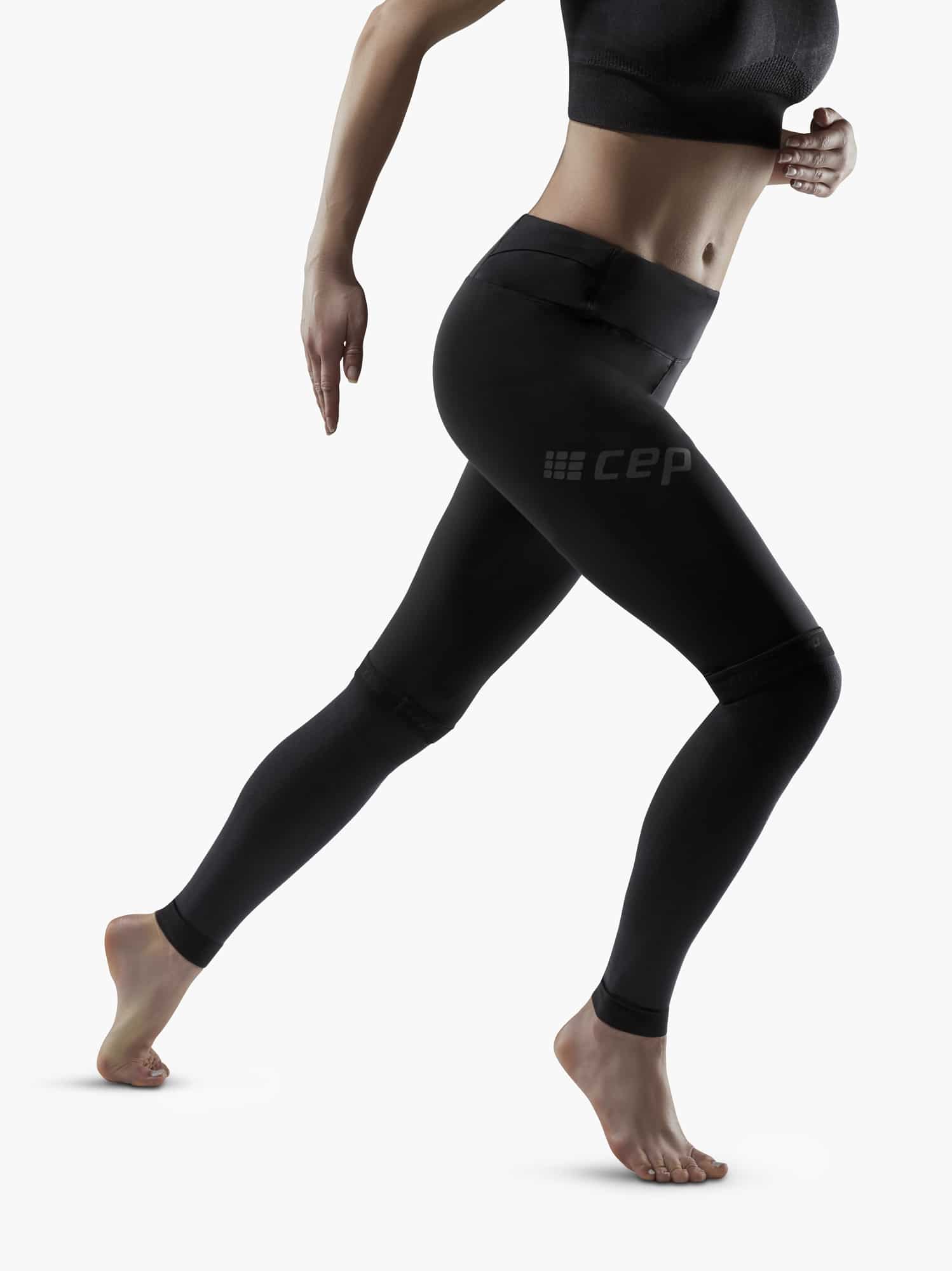 Winter-Run-Tights-black-W9A95W-w-front-model-web